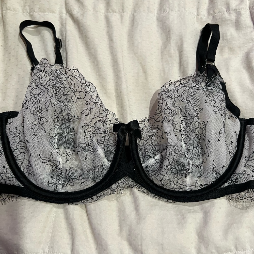 White & black lace Victoria secret bra